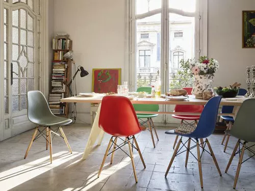 chaises-DSW-appartement