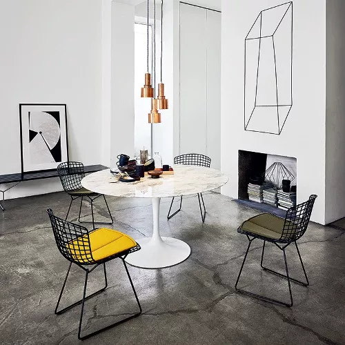 cuisine-amenagee-chaise-diamond-bertoia