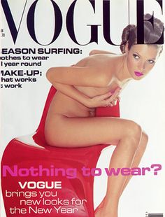 kate-moss-chaise-panton-rouge