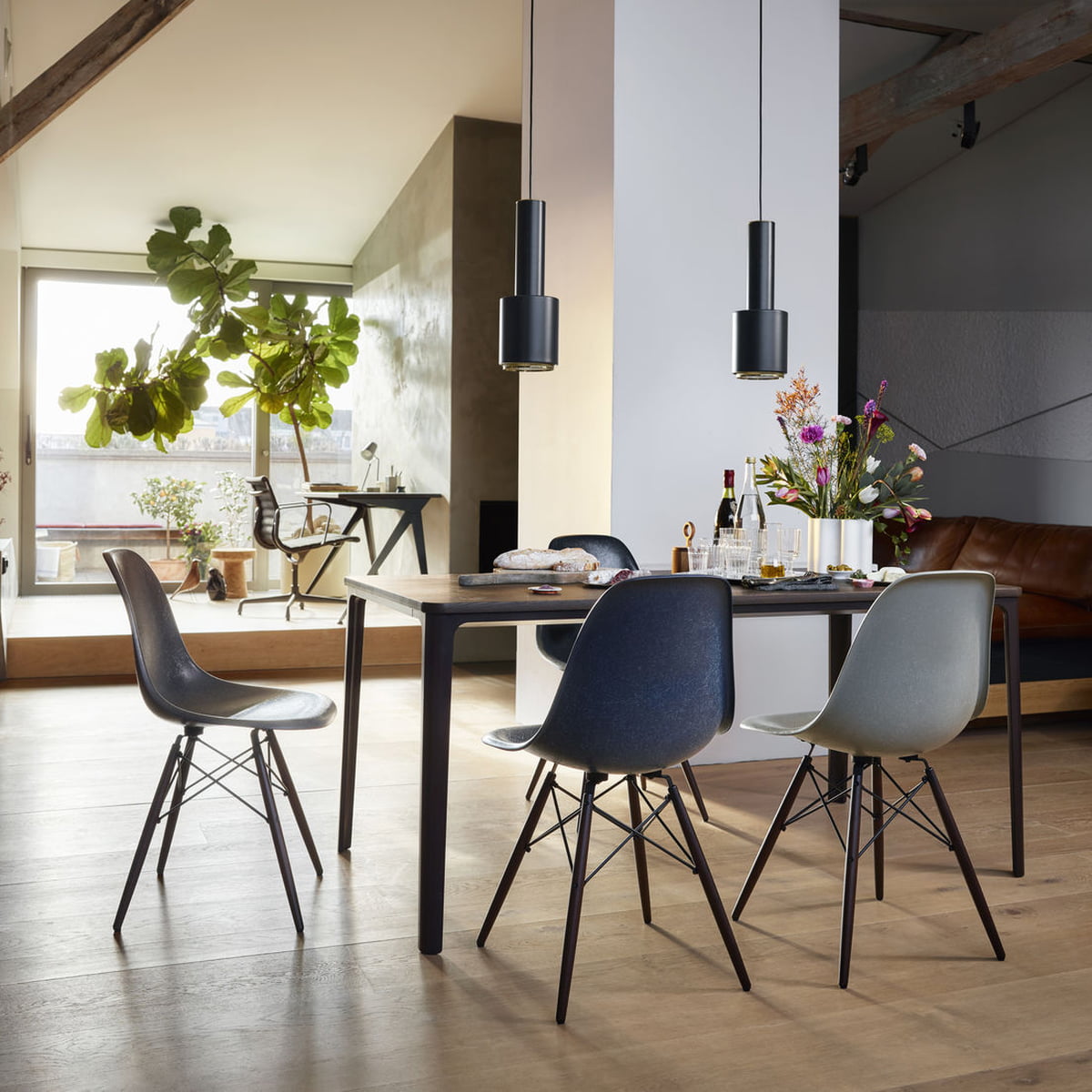 Vitra-Eames-Fiberglass-Chaises-cuisines-DSW