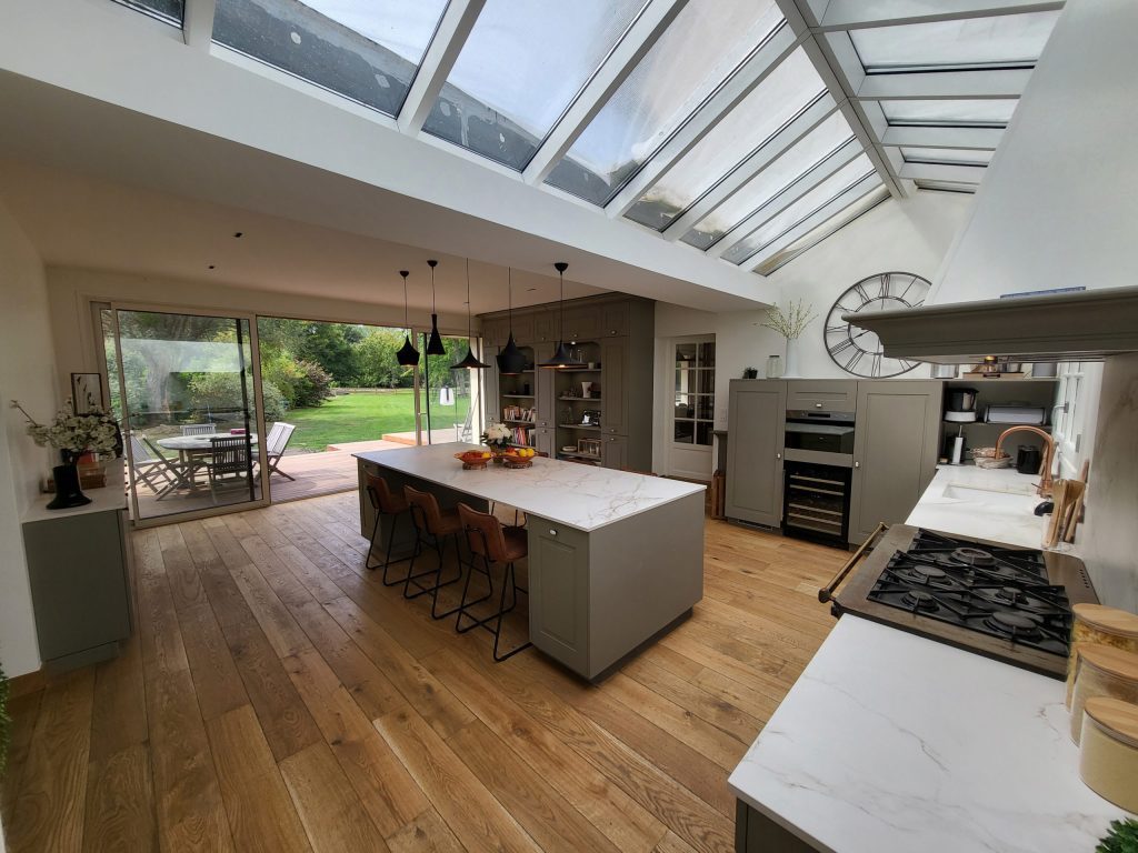 cuisine-bois-massif-niches-chantilly