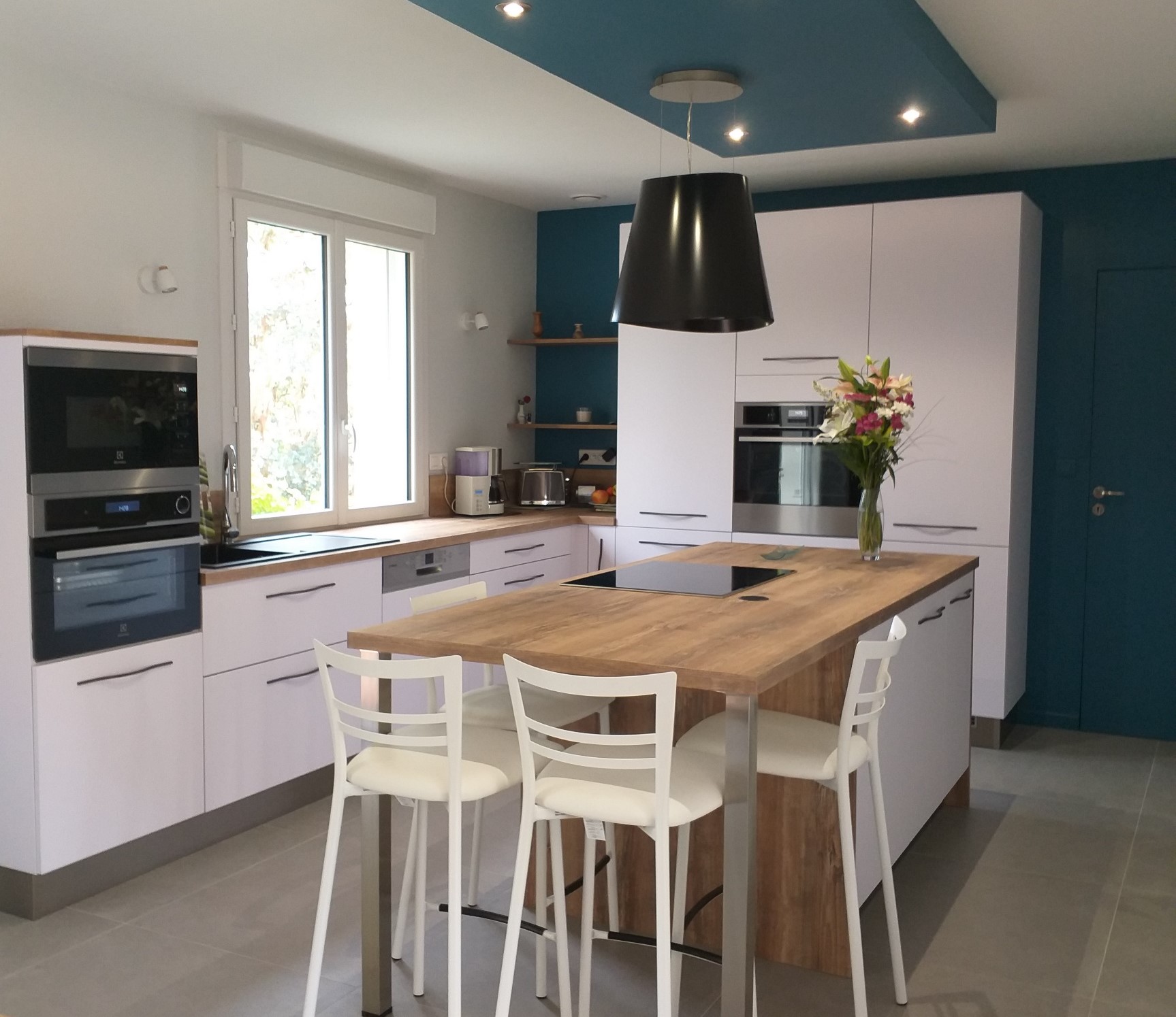 cuisine-contemporaine-ilot-laval