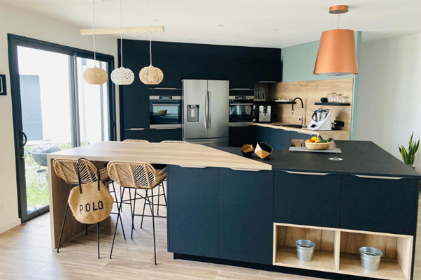 cuisine-noir-bois-design