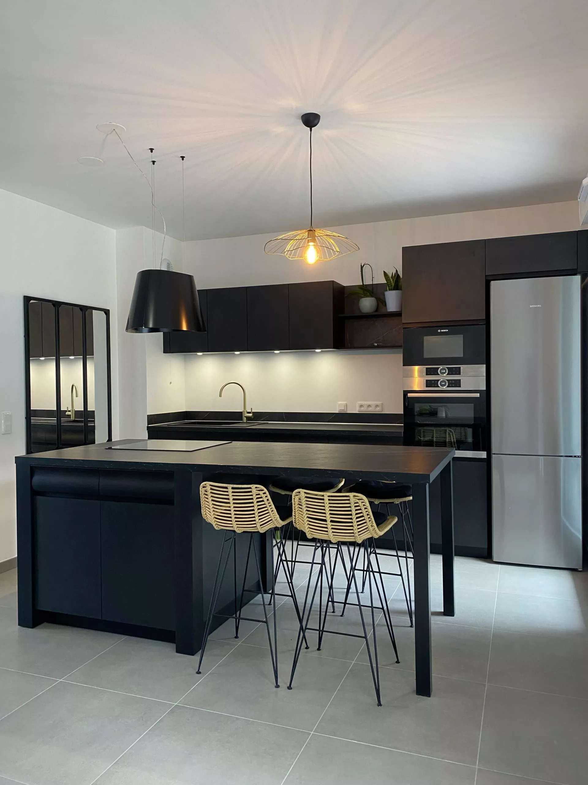 cuisine-noire-style-loft-vincennes