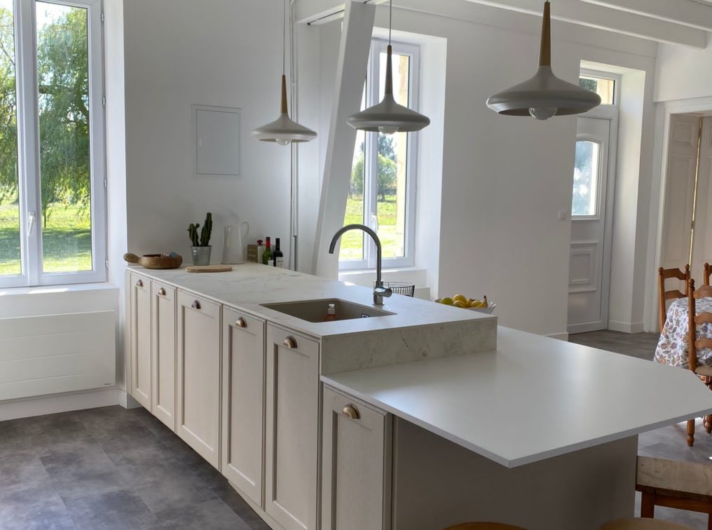 ilot-plan-marbre-cuisine-anthentique-bordeaux