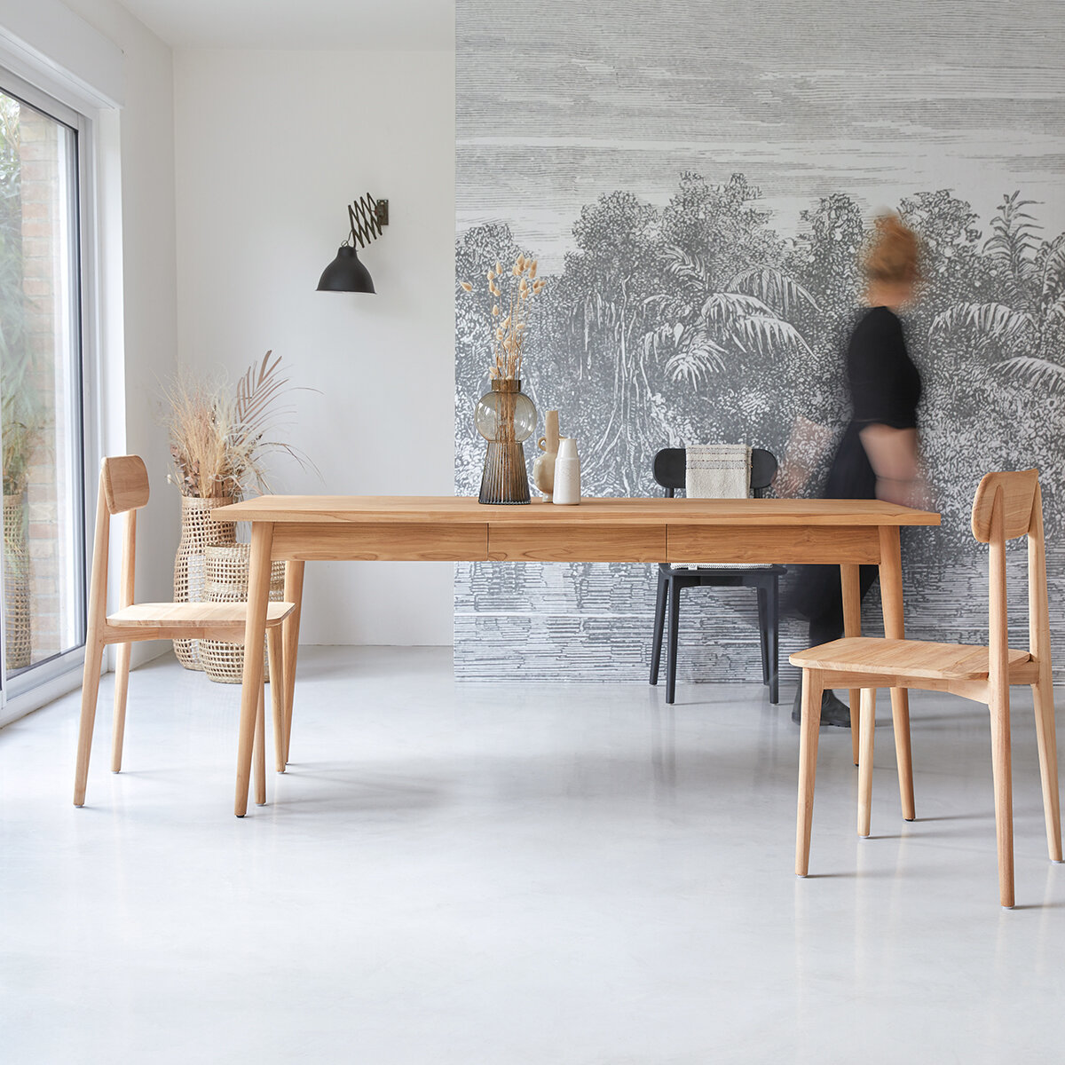 table-teck-jonak-tikamoon