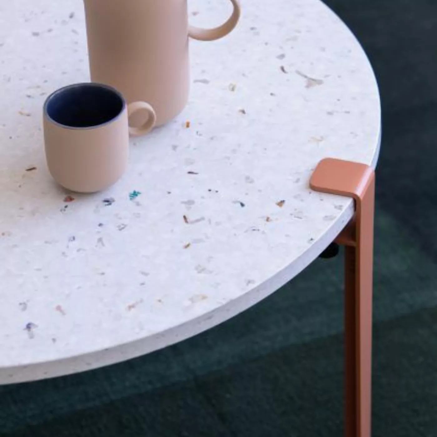 table-plastique-recyclé-tiptoe