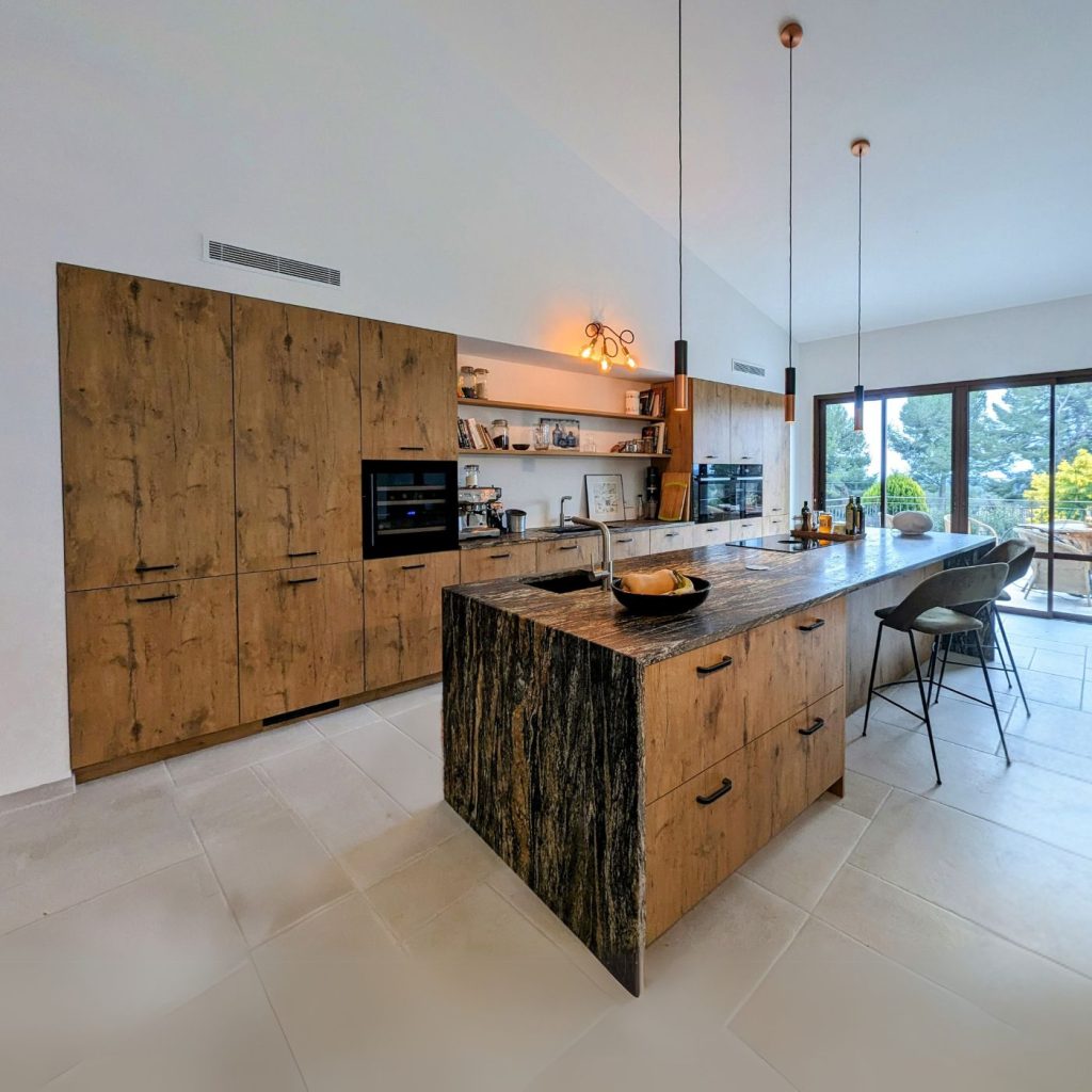 grande-cuisine-bois-bastide