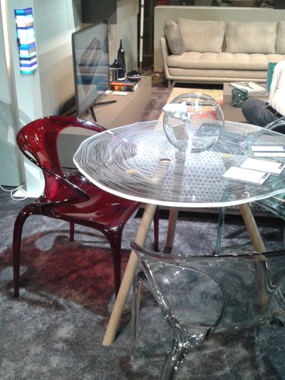chaise-tables-transparentes-foire-paris-2014