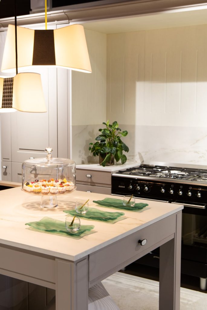 cuisine-classique-bois-angers