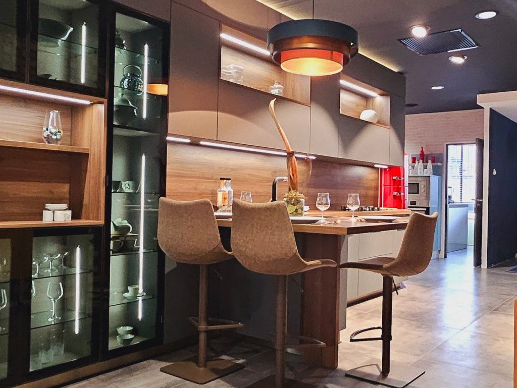 cuisine-sur-mesure-six-fours