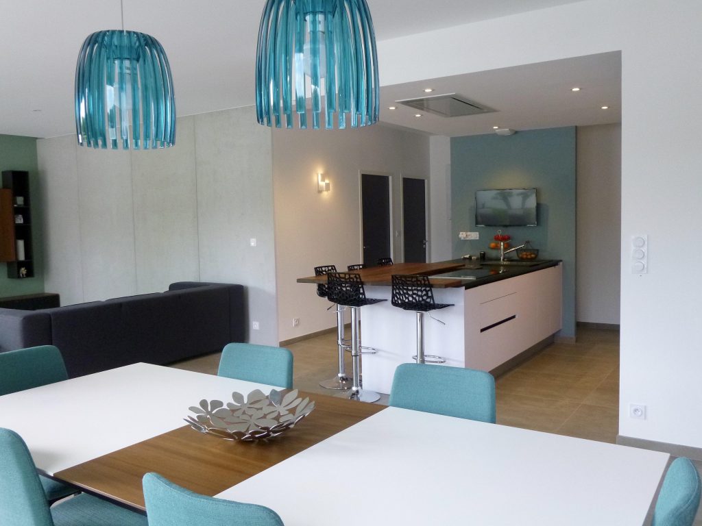 cuisine-ambiance-oceane-bleue-blanc-nantes