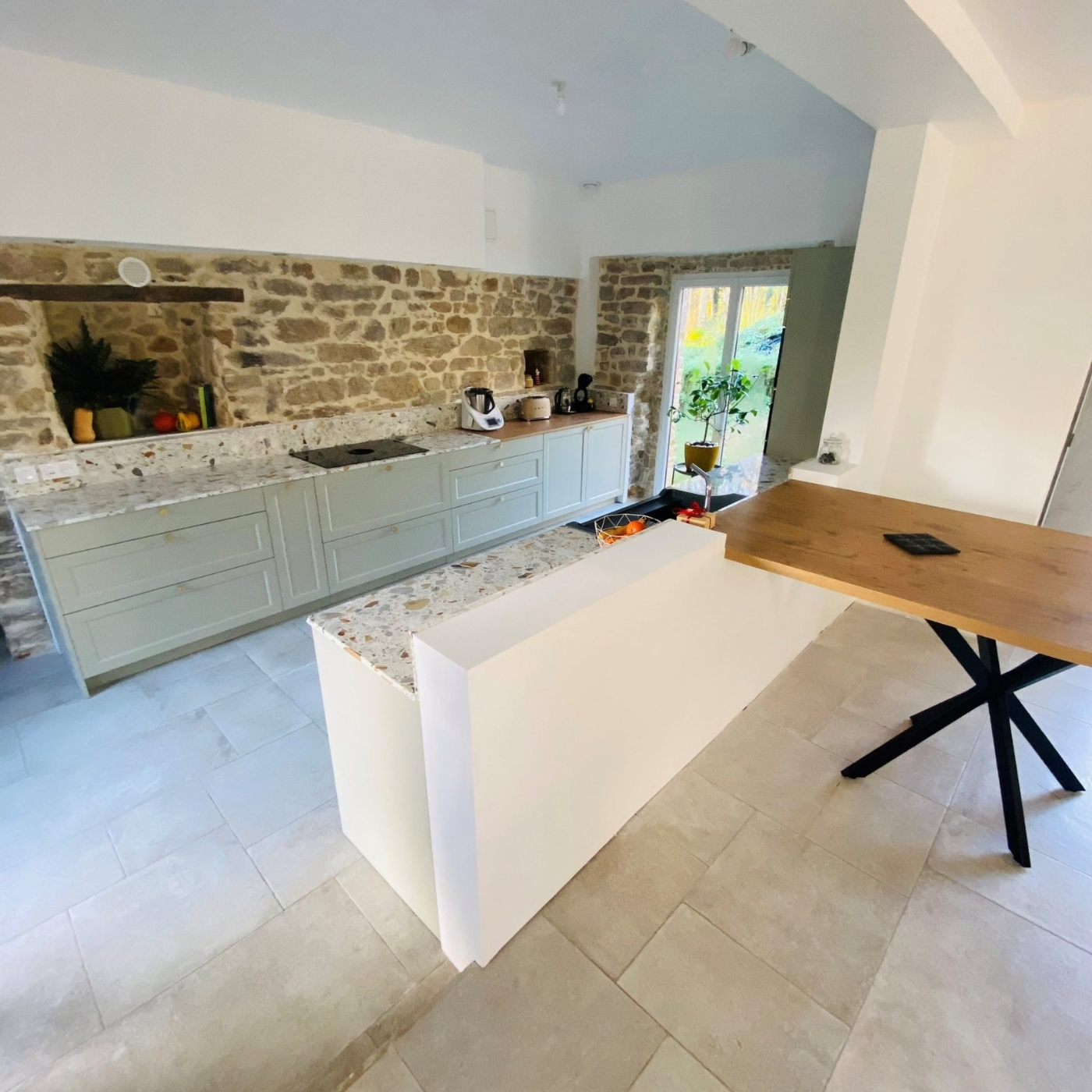 CUISINE BOIS ET CERAMIQUE CAMPAGNE CHIC