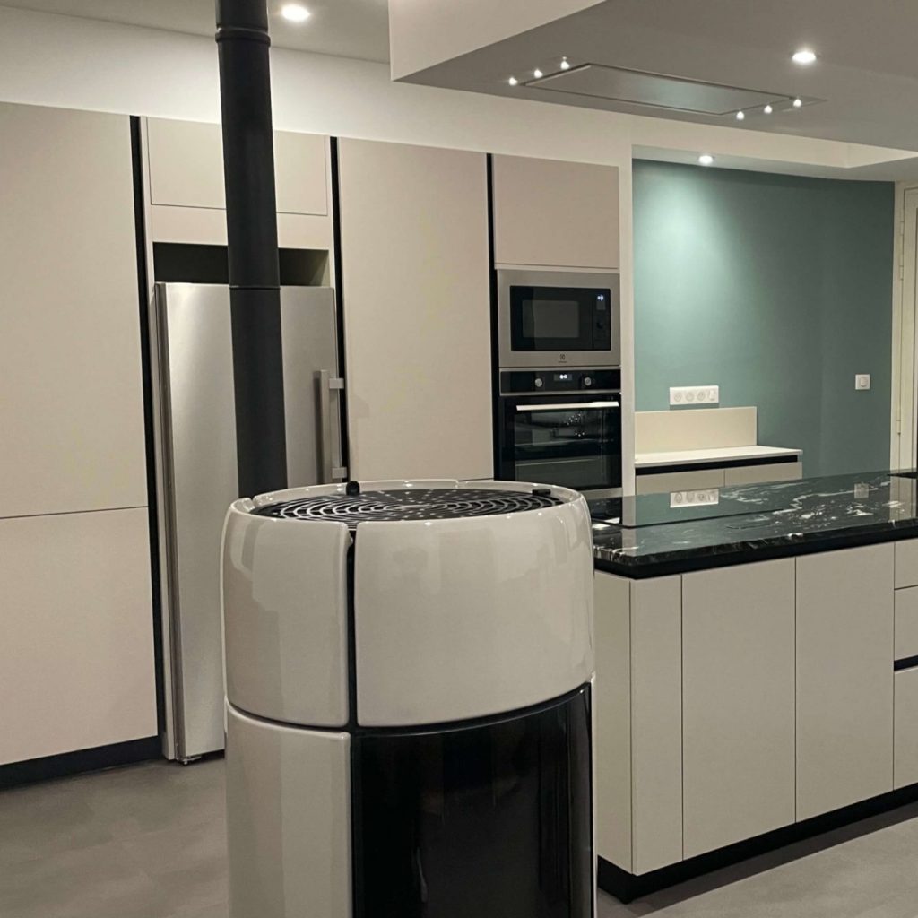 cuisine-contemporaine-grise-bleu-rodez