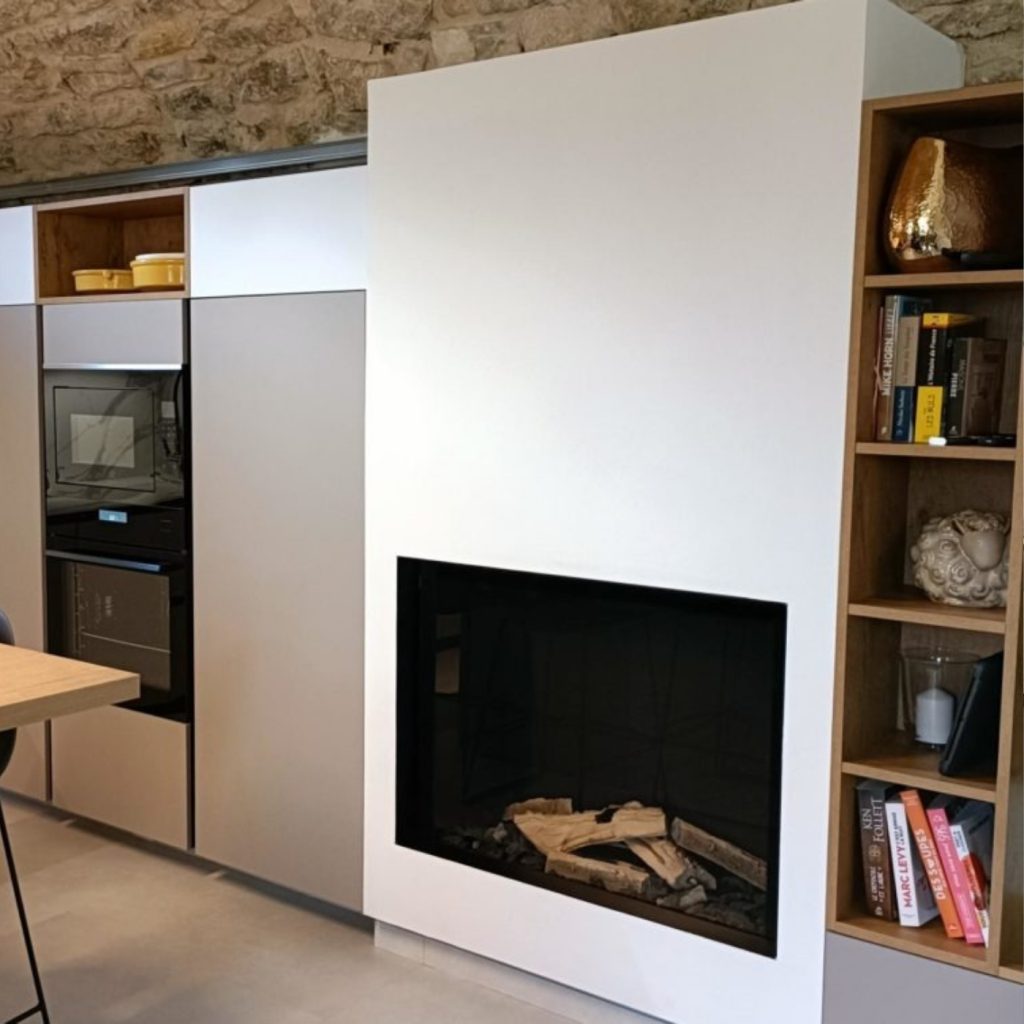 cuisine-moderne-conviviale-cheminee-cannes-mandelieu