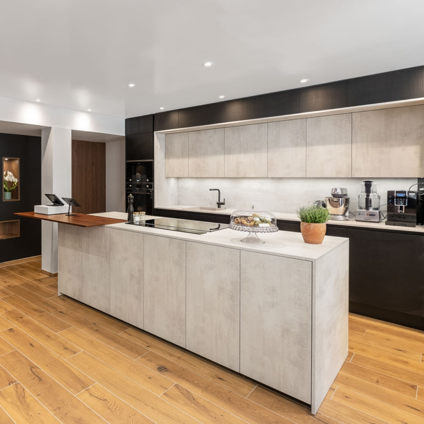 GRANDE CUISINE MODERNE AVEC ÎLOT CENTRAL