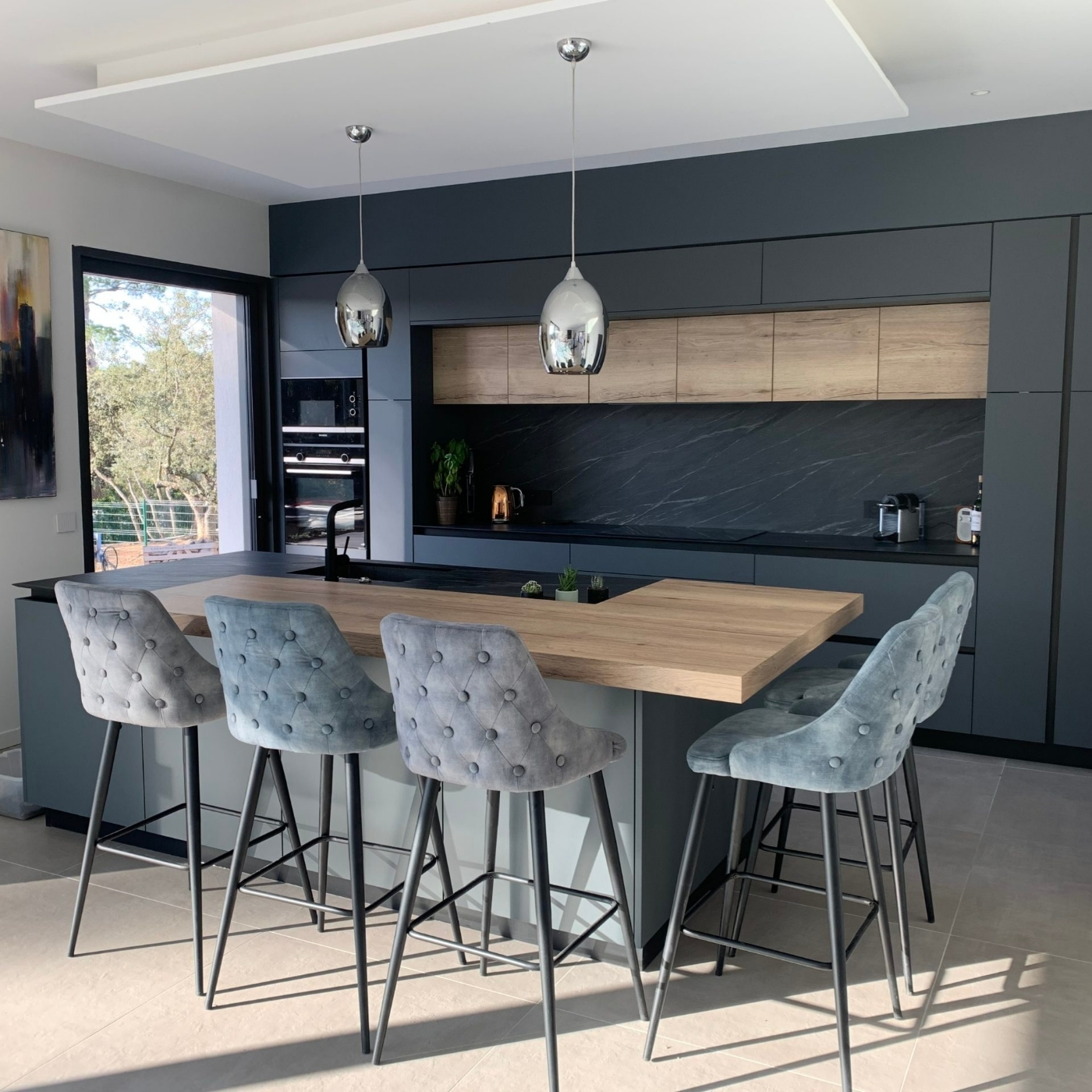 Cuisine moderne avec ilot central Arthur Bonnet Valenciennes