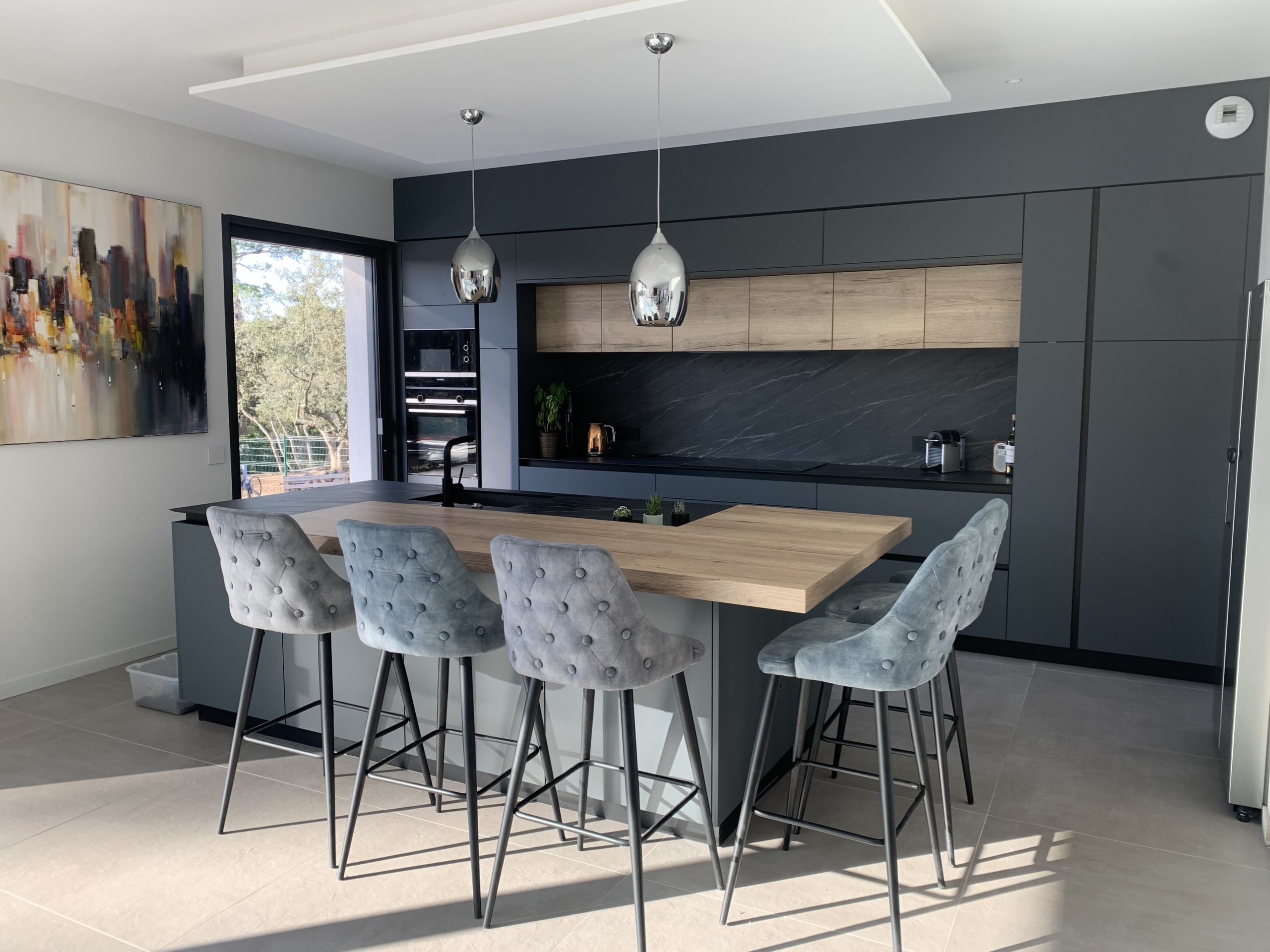 Ilot central : 3 conseils pour une cuisine fonctionnelle et conviviale