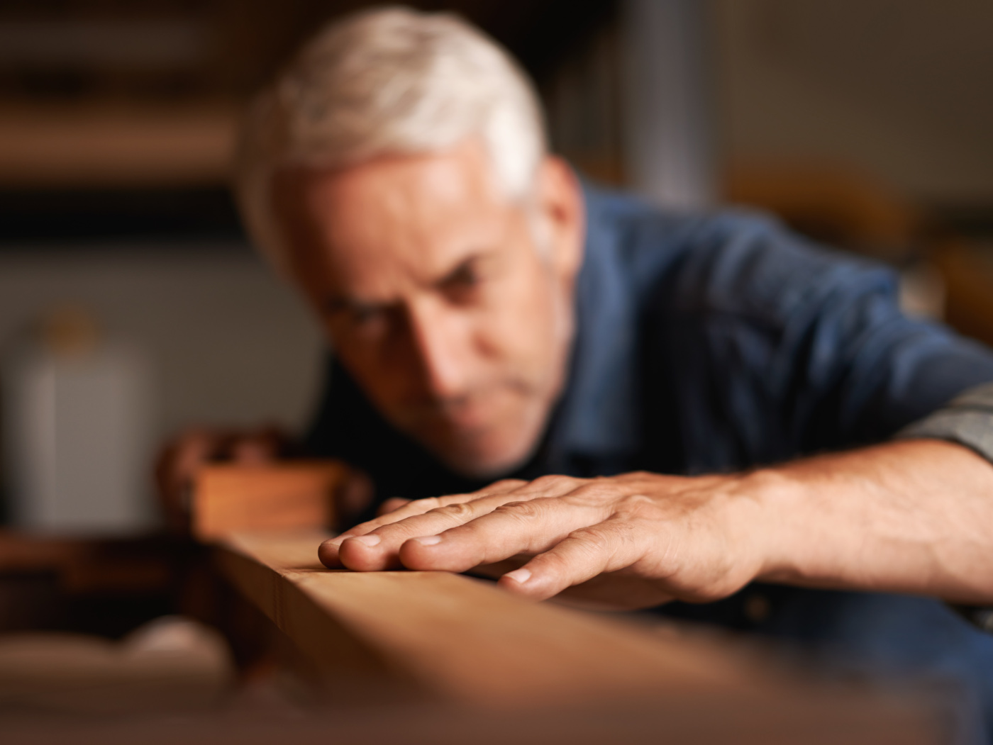 Cuisine graphique noir et effet marbre