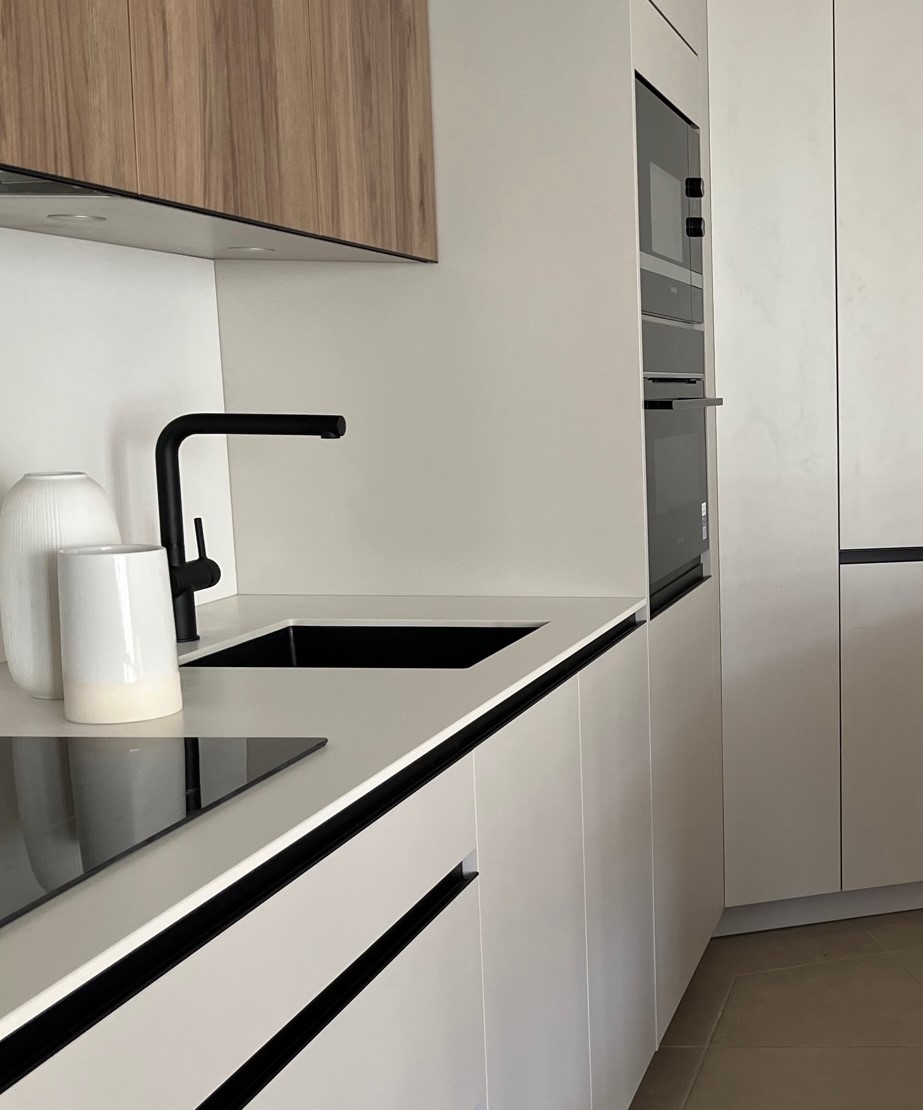 CUISINE DESIGN BEIGE ET BOIS