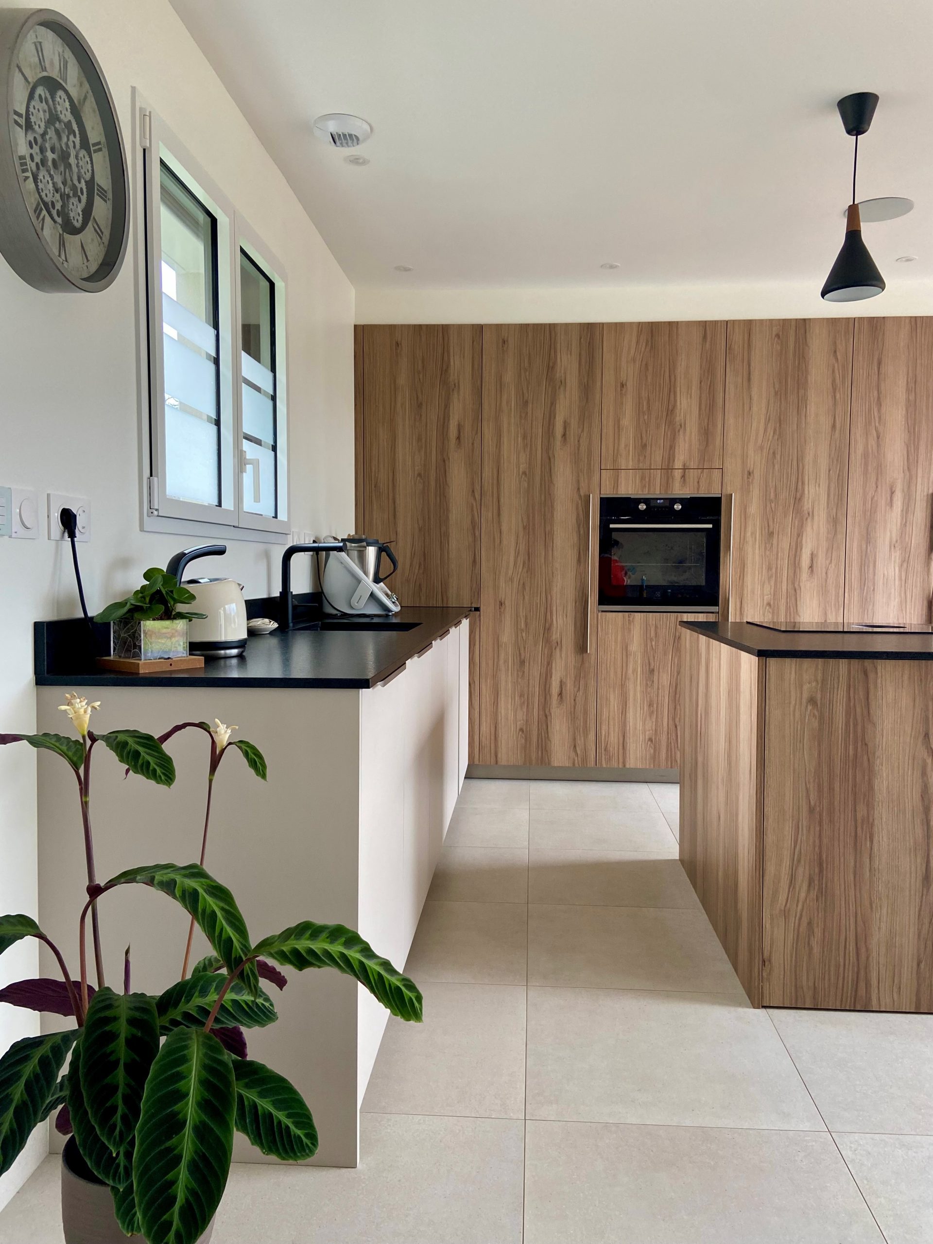 Cuisine moderne bois et noir