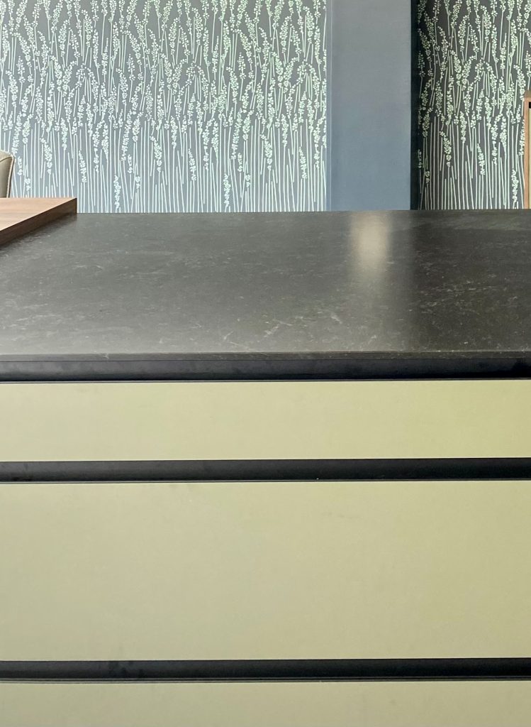 meuble-vert-noir-design