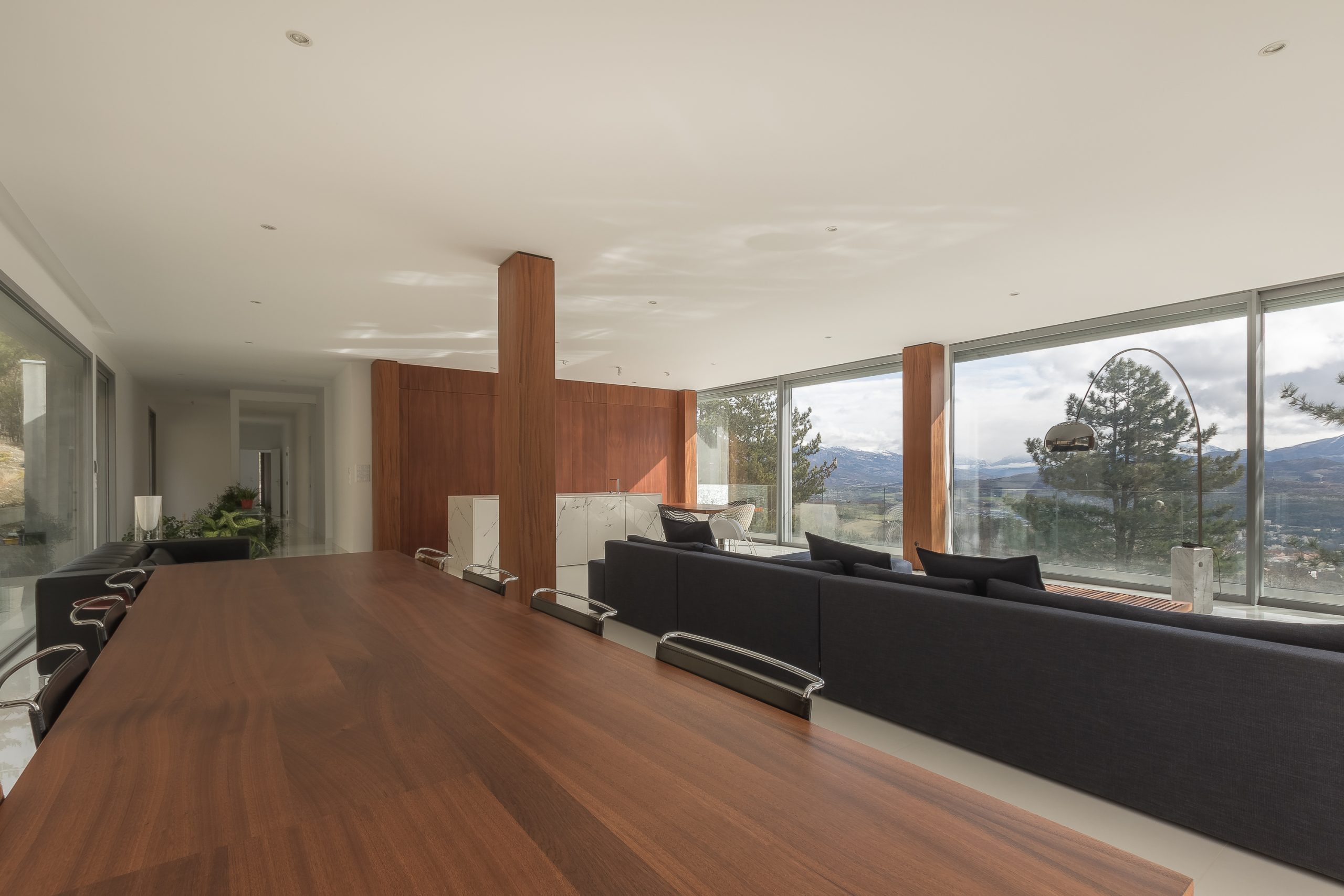 Cuisine contemporaine dans une maison d’architecte