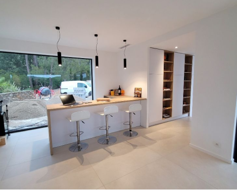 cuisine-ilot-central-conviviale-frejus