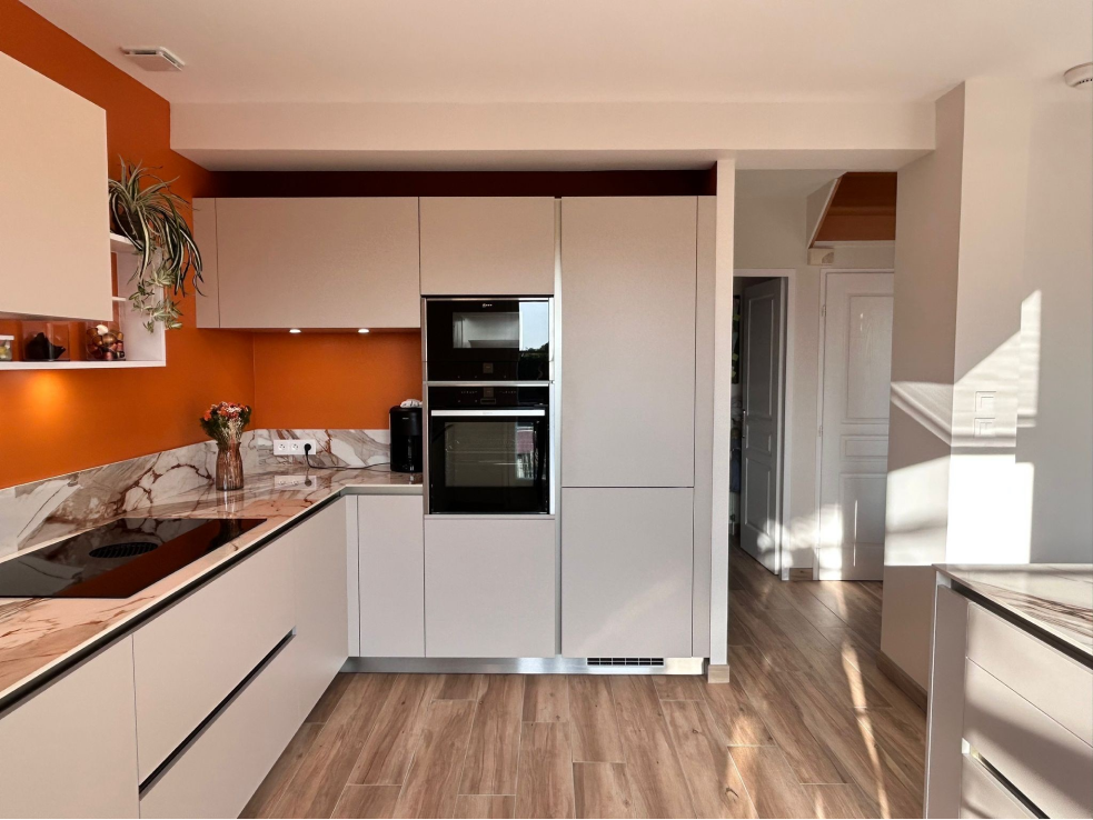 cuisine-moderne-en-L-fonctionnelle-chantilly