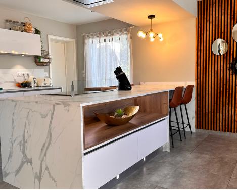 Cuisine blanche moderne sobre et chic