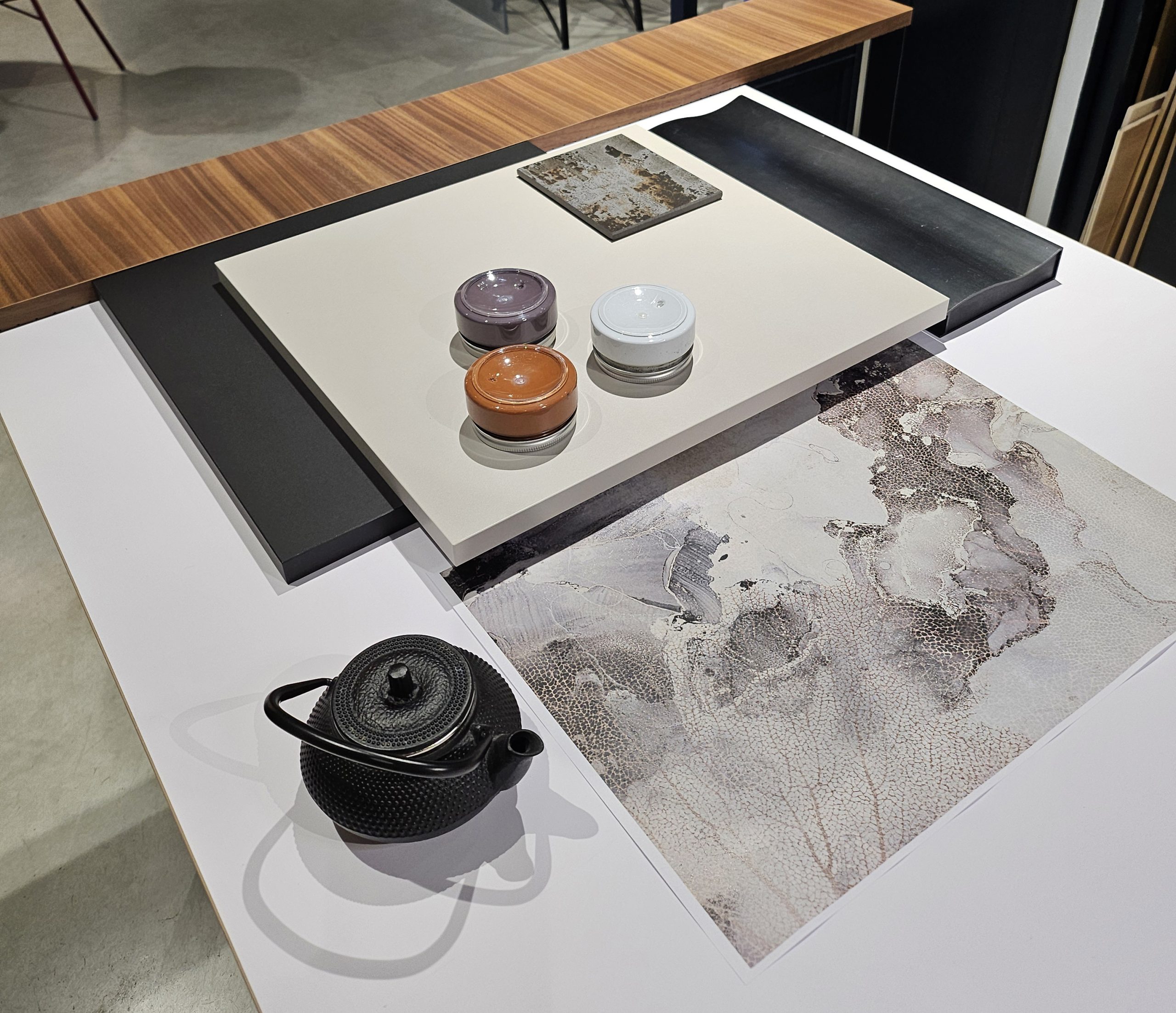 Cuisine noire et blanche sobre et design