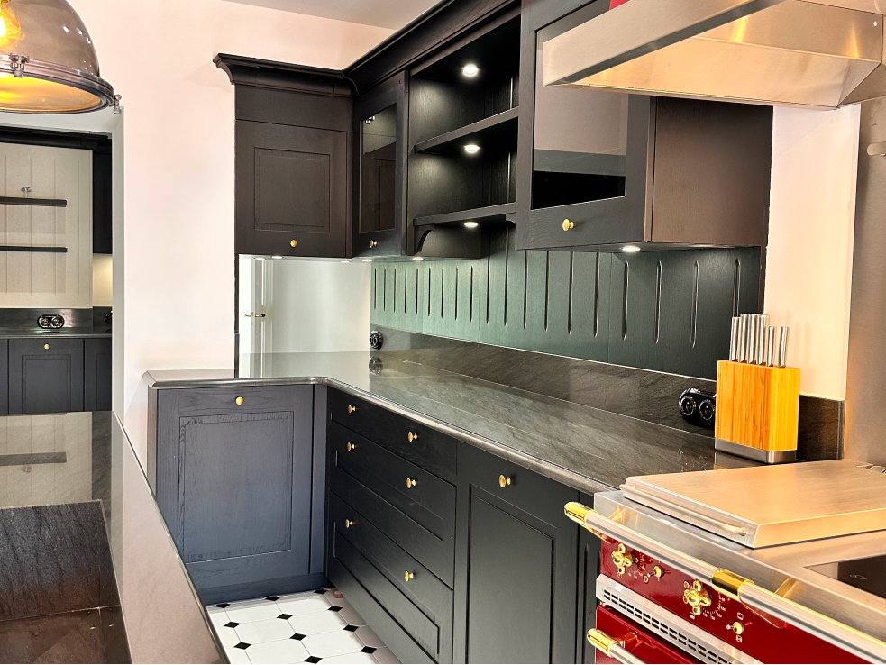 cuisine-classique-indutrielle-ergonomique-cannes