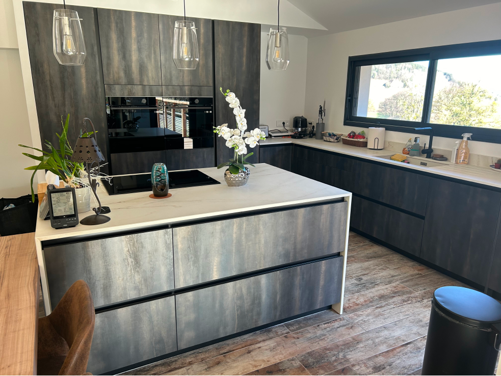 cuisine-moderne-en-L-fonctionnelle-grenoble