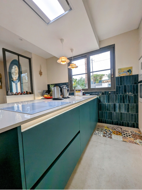 cuisine-moderne-facades-bleues-nice