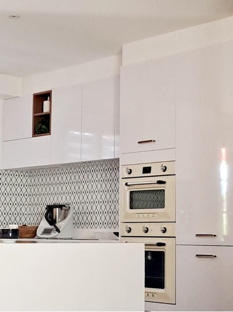 Cuisine bleue et blanche style classique