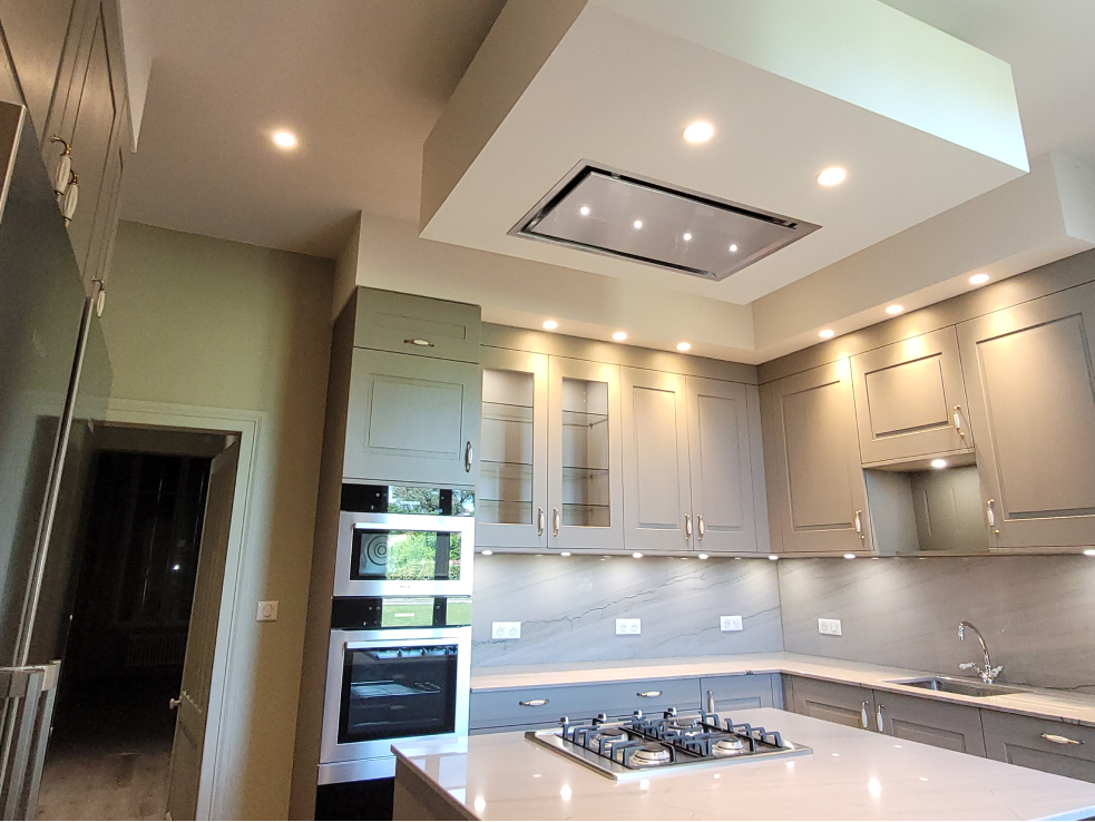 ilot-central-hotte-fonctionnelle-angouleme