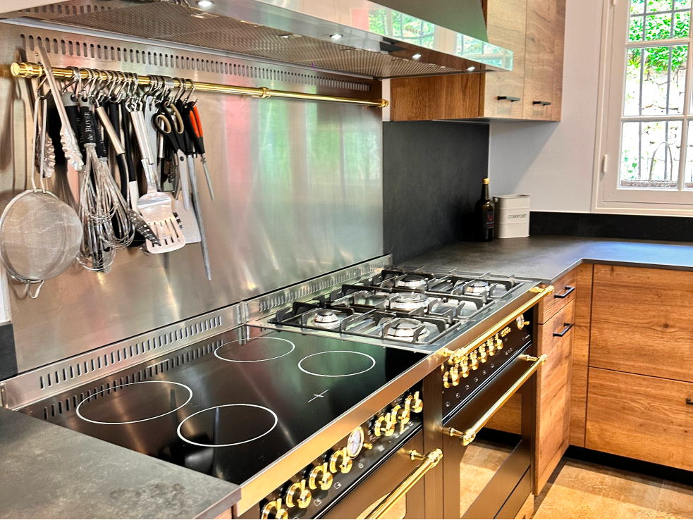 piano-de-cuisson-noir-bois-frejus