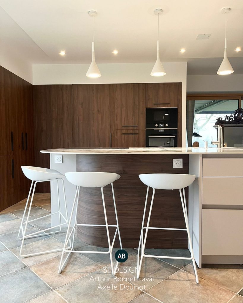 Cuisine design bois et blanche