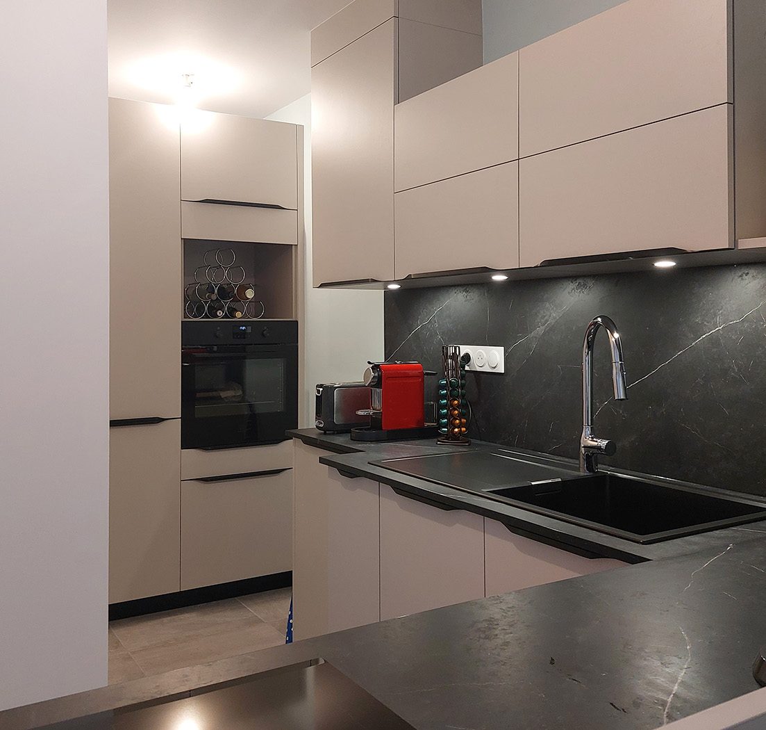 Petite cuisine ergonomique et élégante