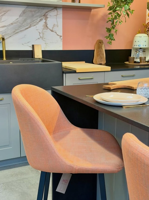 Cuisine terracotta et lignes contemporaines