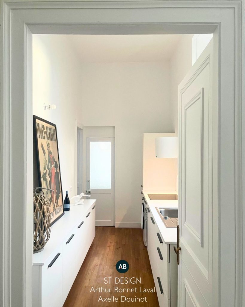 petite-cuisine-blanche-arthur-bonnet-laval