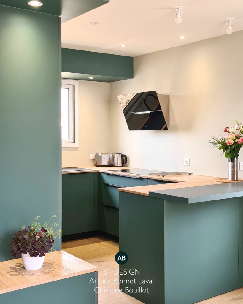 Cuisine verte design et meuble TV à Laval