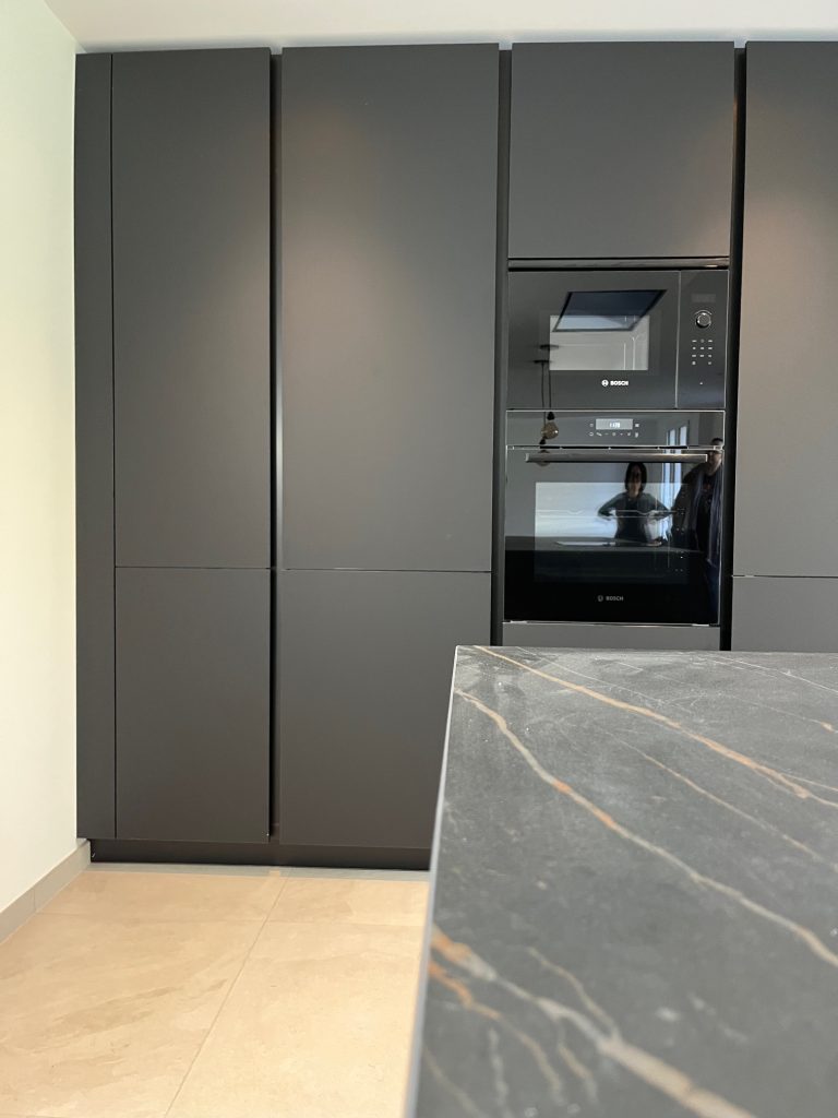 plan-travail-marbre-noire-arthur-bonnet-versailles